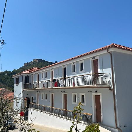 Vassilis Retreat Hotel Ászosz Kültér fotó