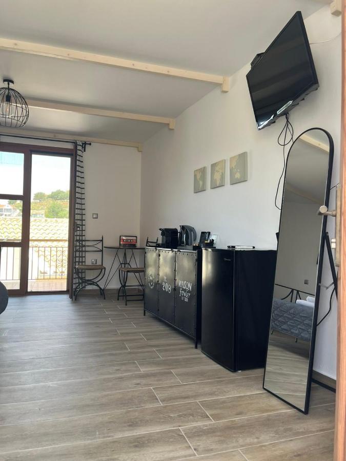 Vassilis Retreat Hotel Ászosz Kültér fotó